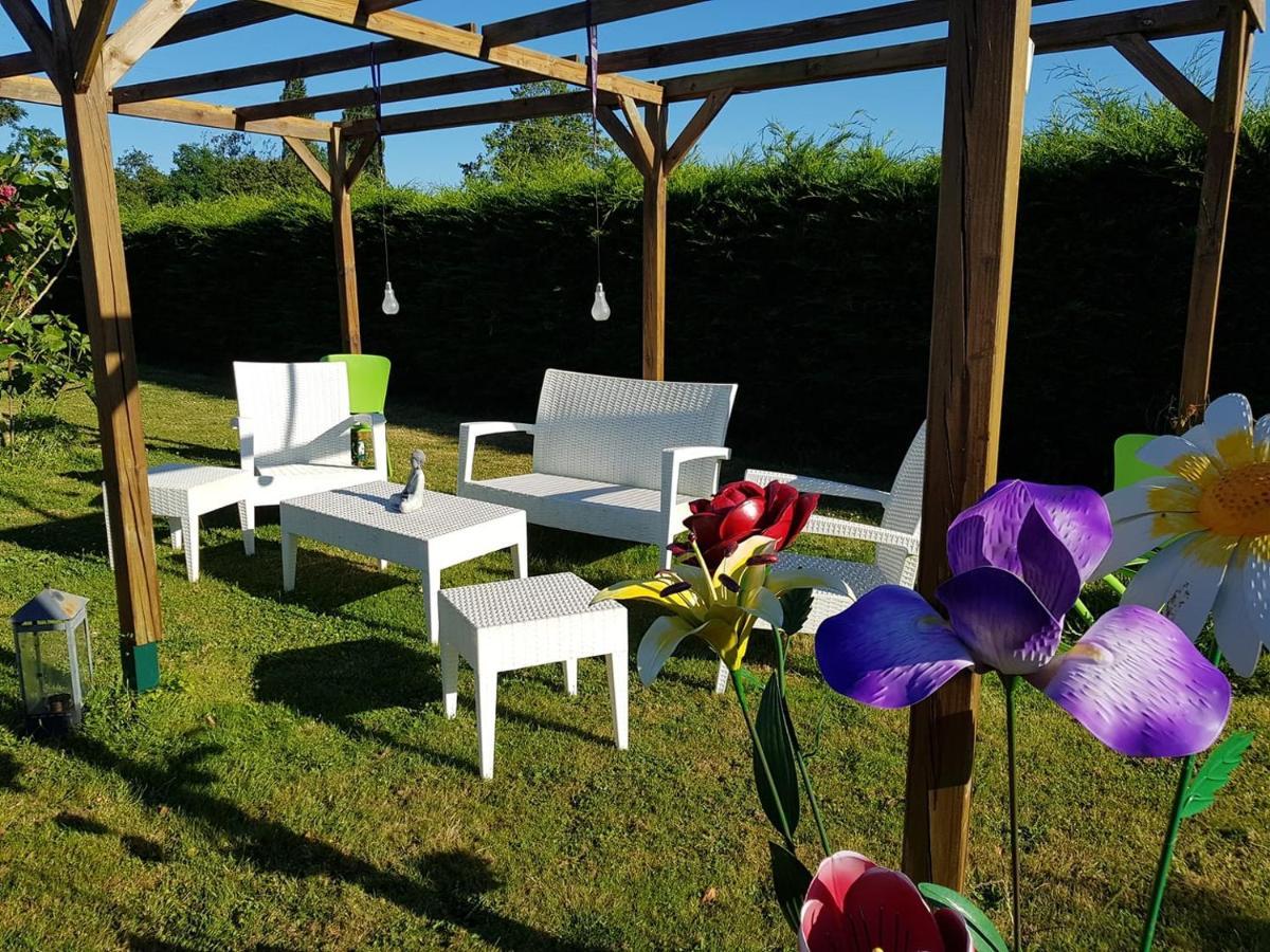 Bed and Breakfast chez val et fred 85 Les Essarts  Esterno foto